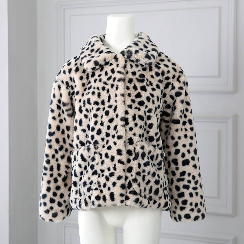 Cappotto in pelliccia sintetica leopardata