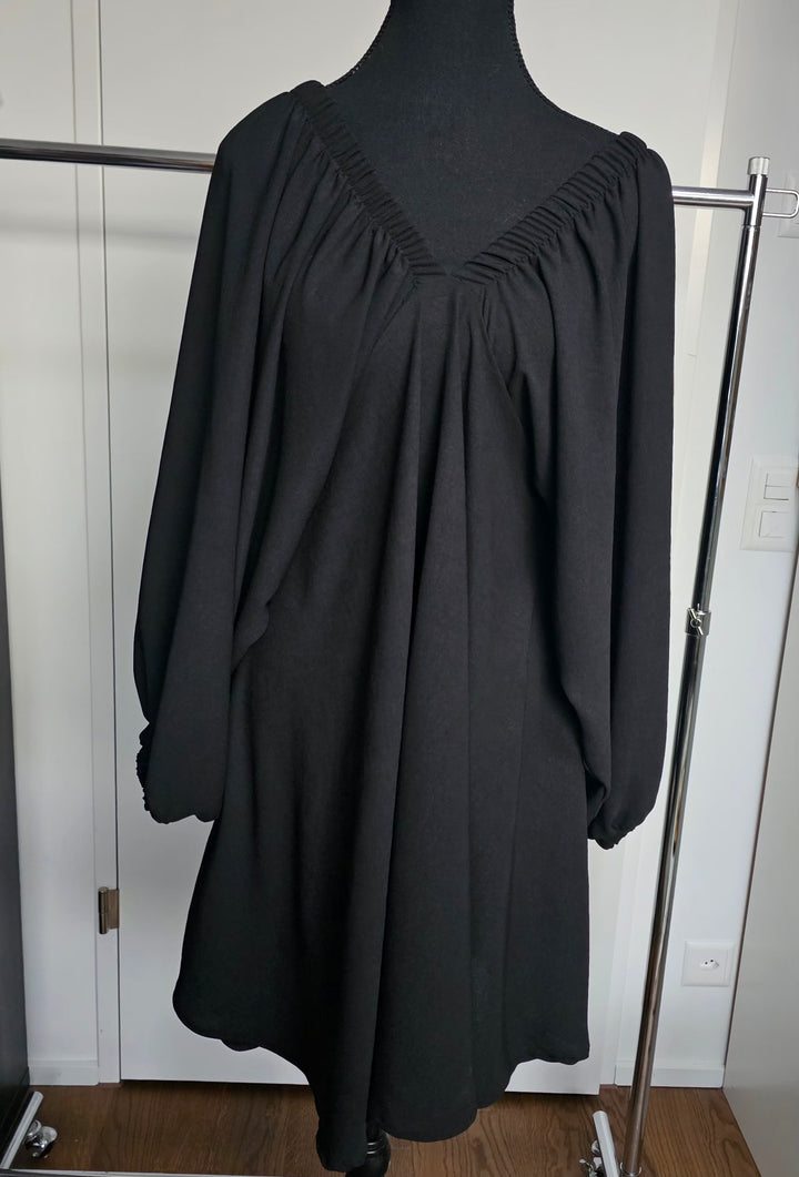 Relaxed  Black Dress