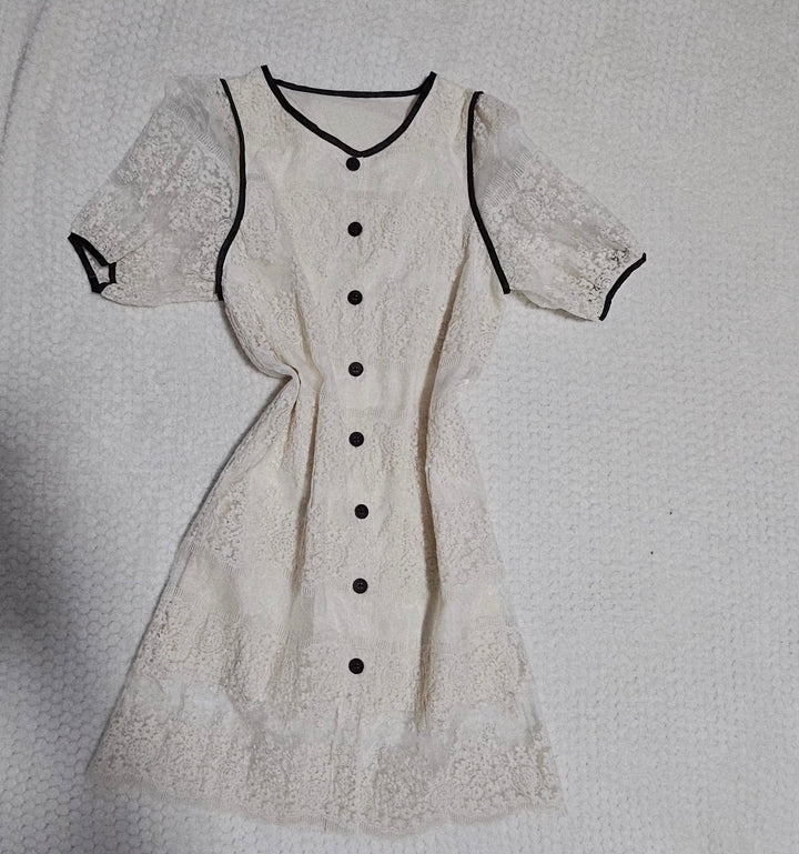 Cream Lace Button Dress – Size S